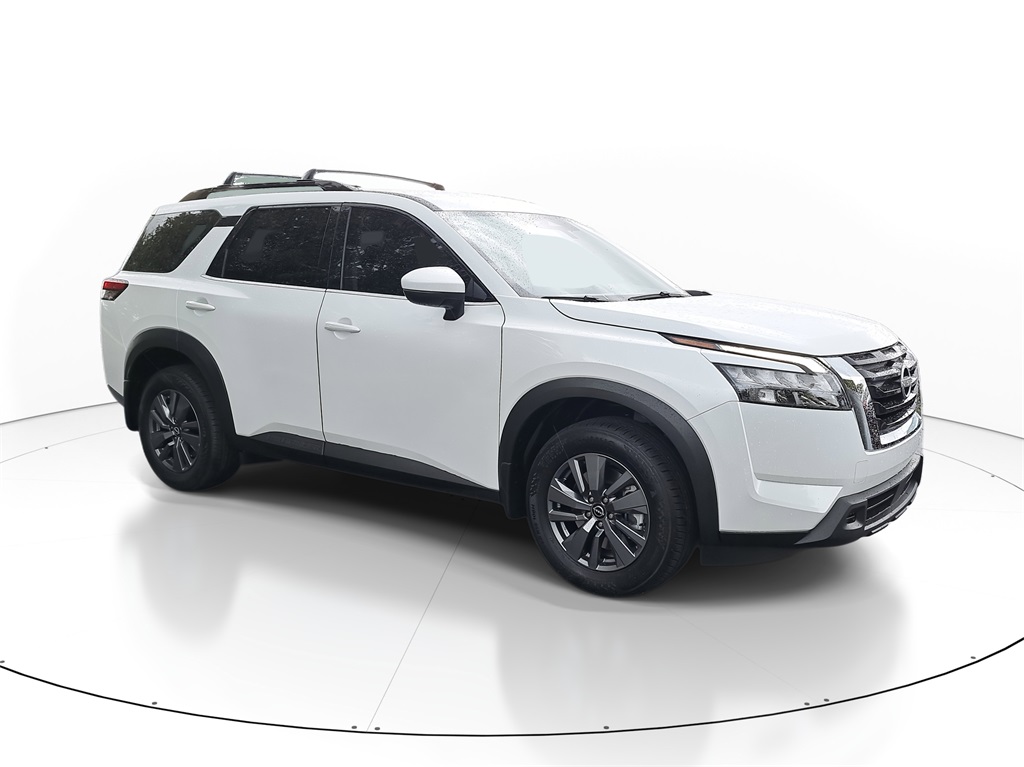 2025 Nissan Pathfinder SV photo 2