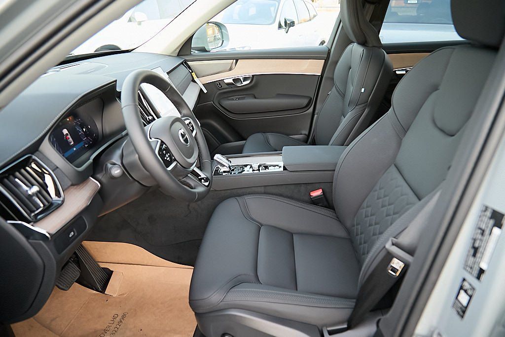 2026 VOLVO XC90 - Image 14