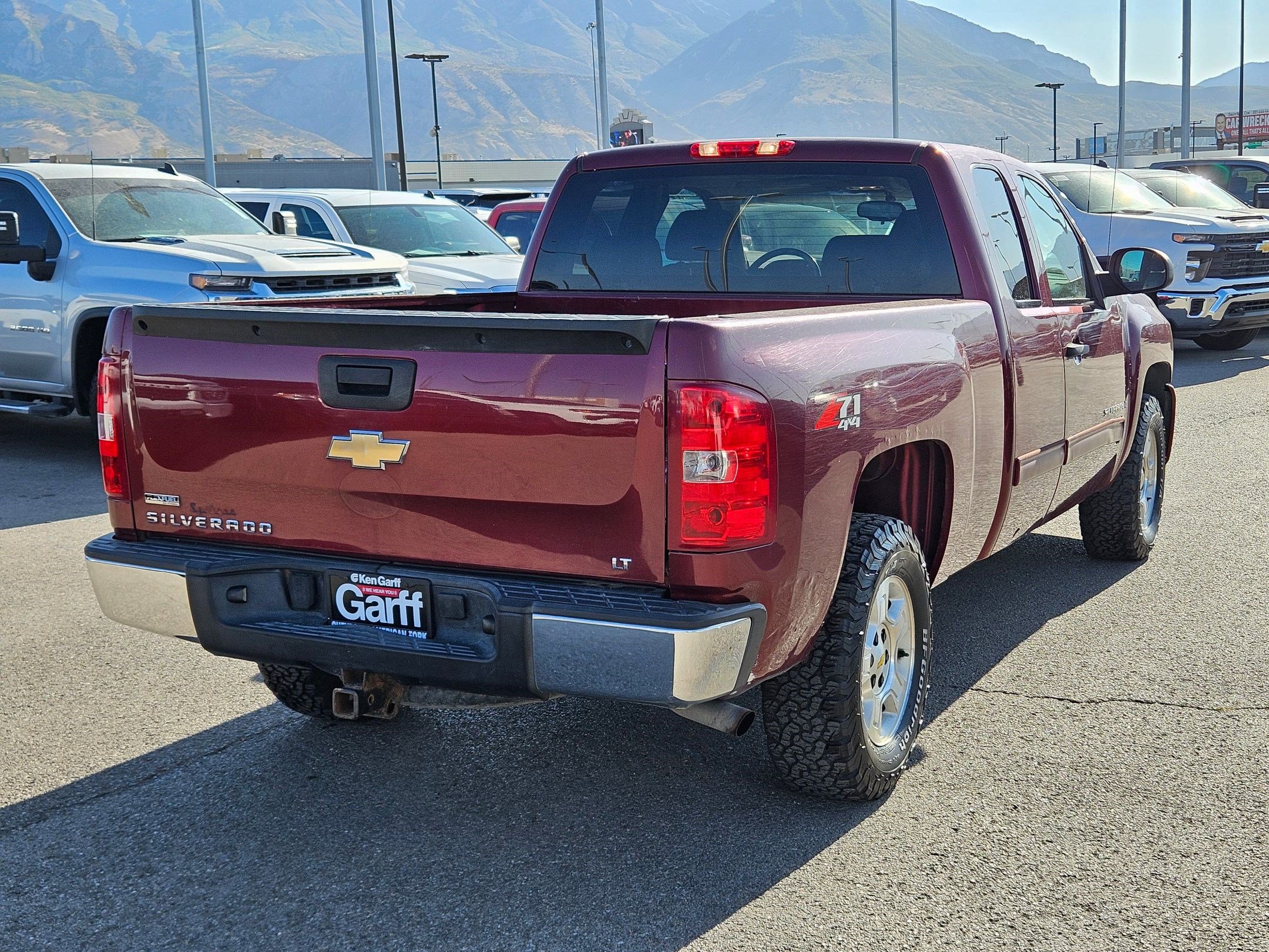 2009 Chevrolet Silverado 1500 LT photo 3