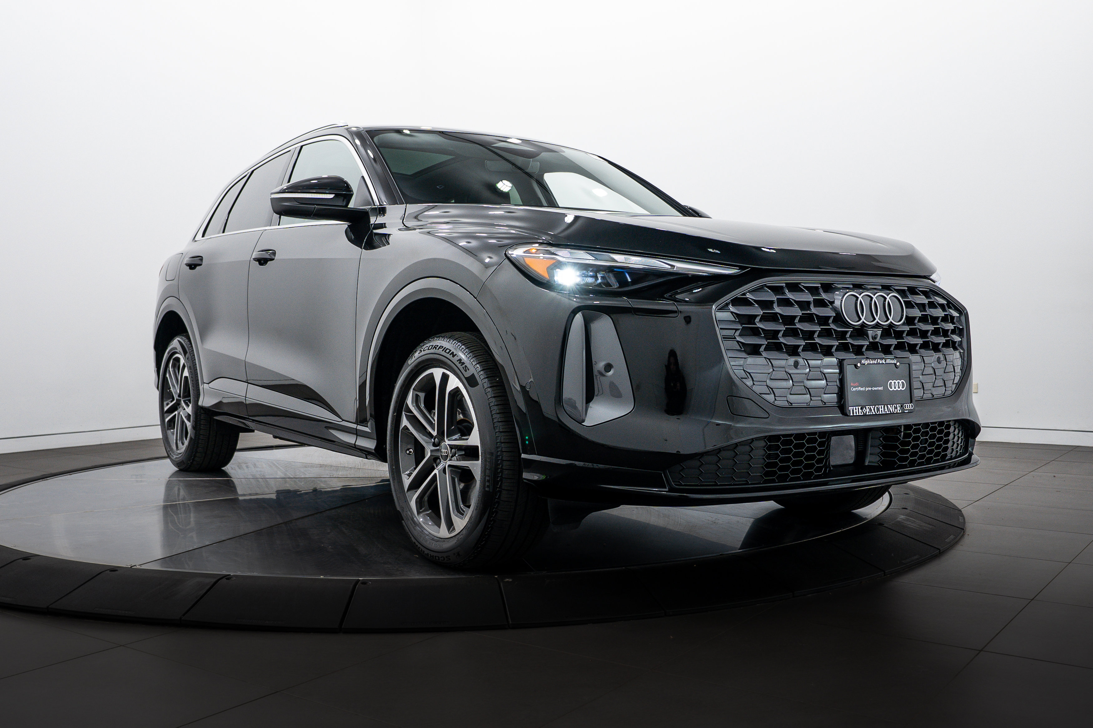 2025 Audi New Q5 Premium's photo