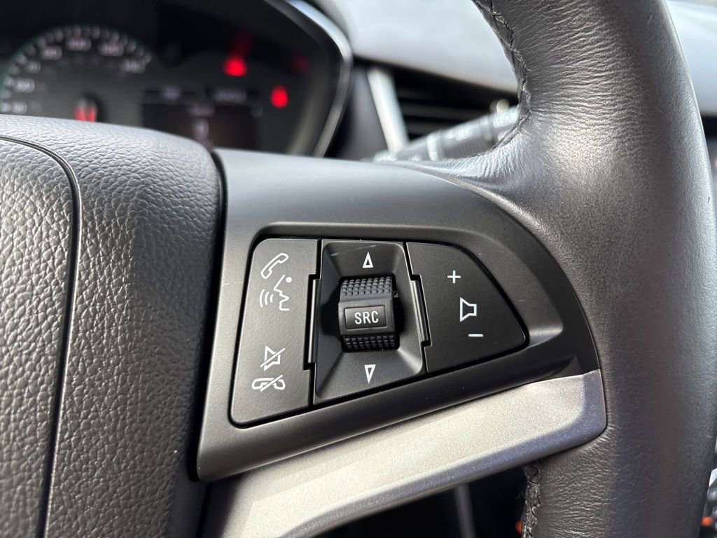 2022 Chevrolet Trax LT photo 19
