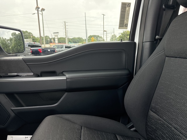 2025 Ford F-150 XLT photo 34