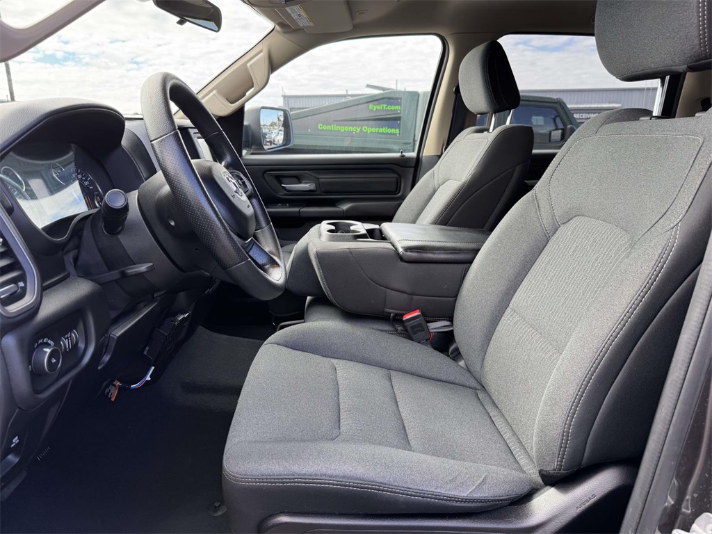 2019 Ram 1500 Tradesman photo 12