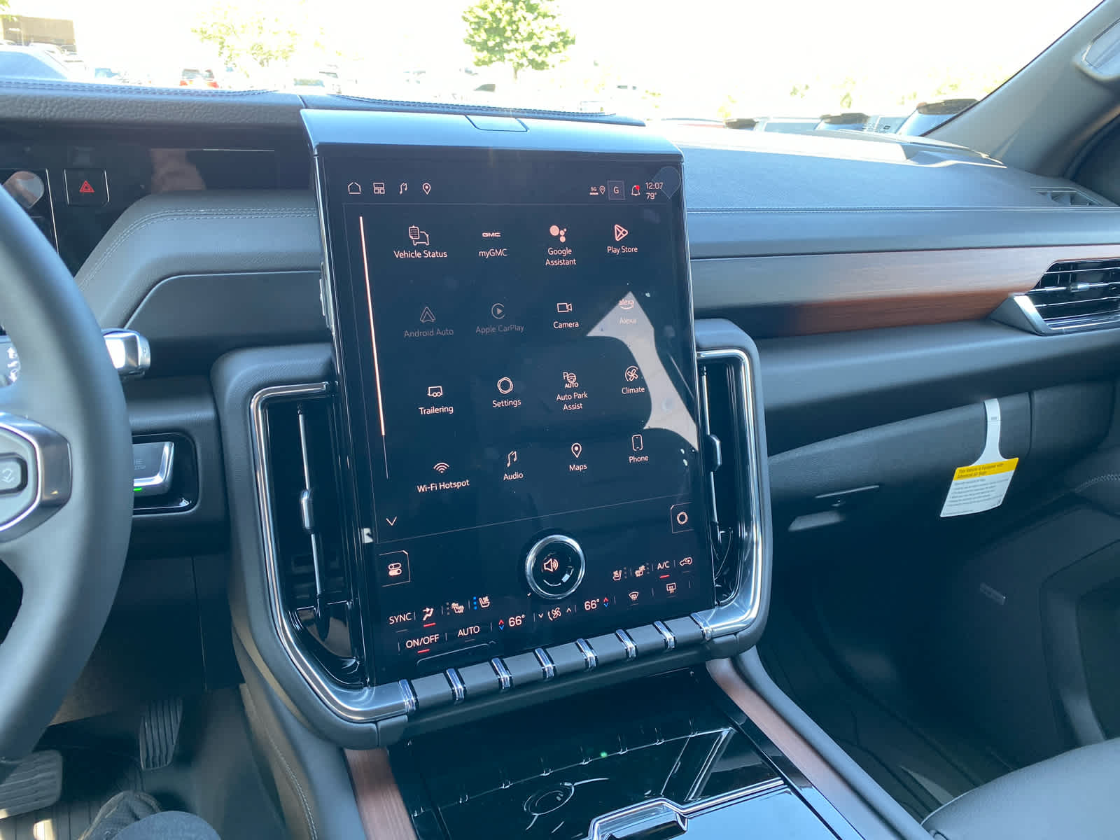 2025 Gmc Yukon Denali photo 19