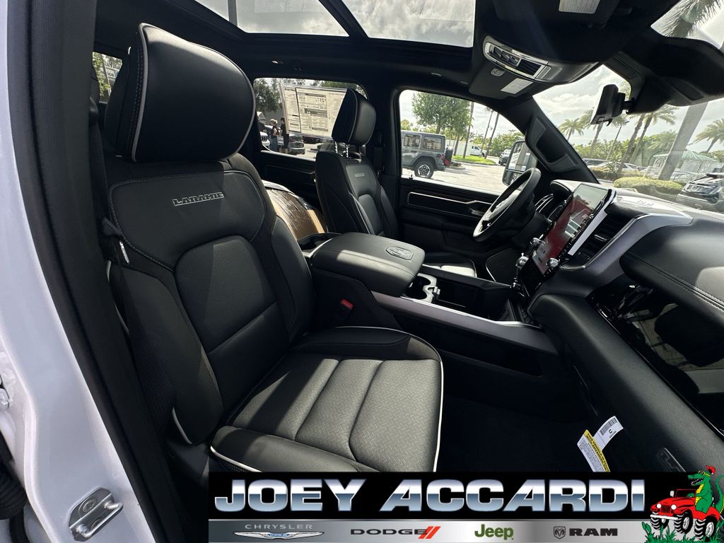 2025 Ram 1500 Laramie photo 25