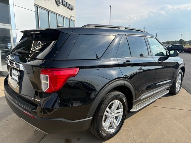 2023 Ford Explorer XLT photo 5