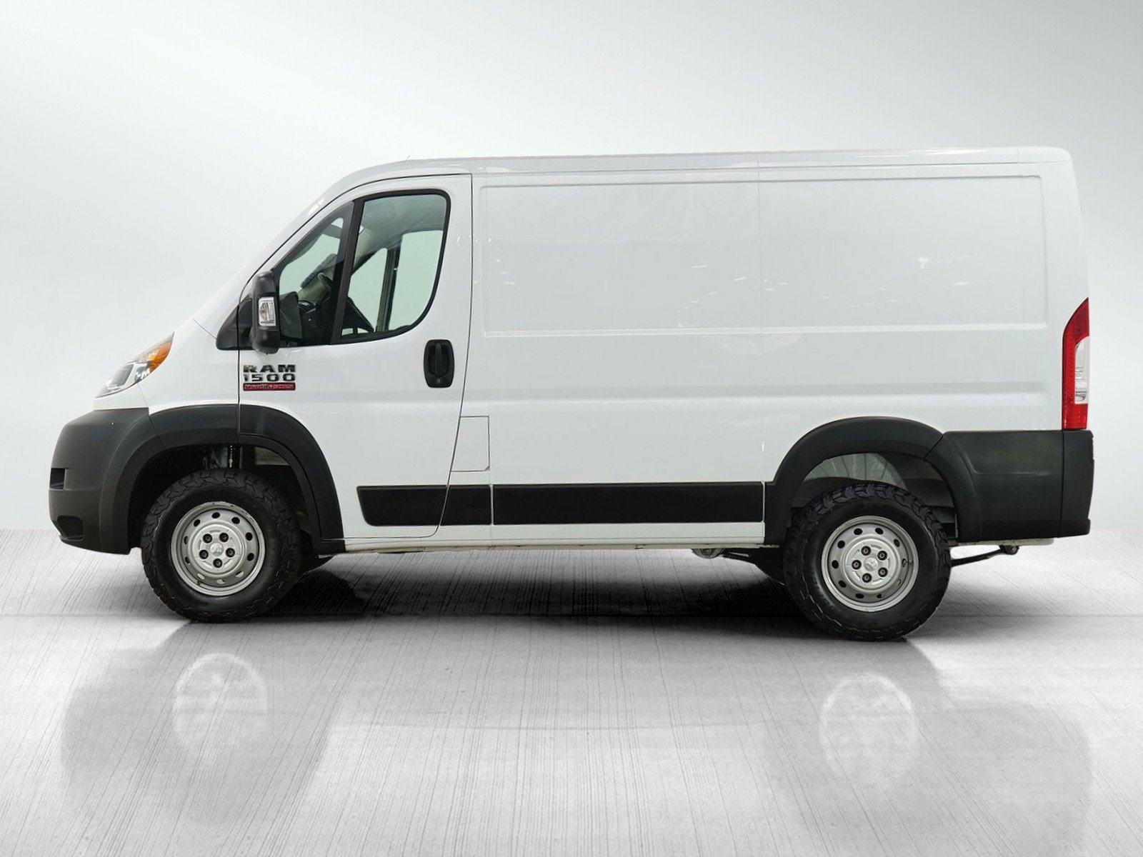 Used 2019 RAM ProMaster Cargo Van Base with VIN 3C6TRVNG1KE533403 for sale in Wayzata, MN