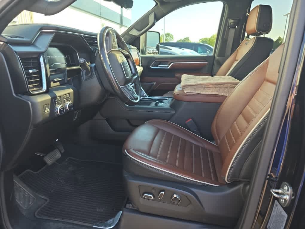 2024 Gmc Sierra 2500 HD Denali Ultimate photo 5