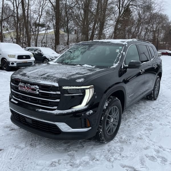 2025 GMC Acadia Elevation's photo