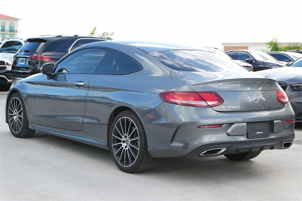 2018 Mercedes Benz C 300 photo 3