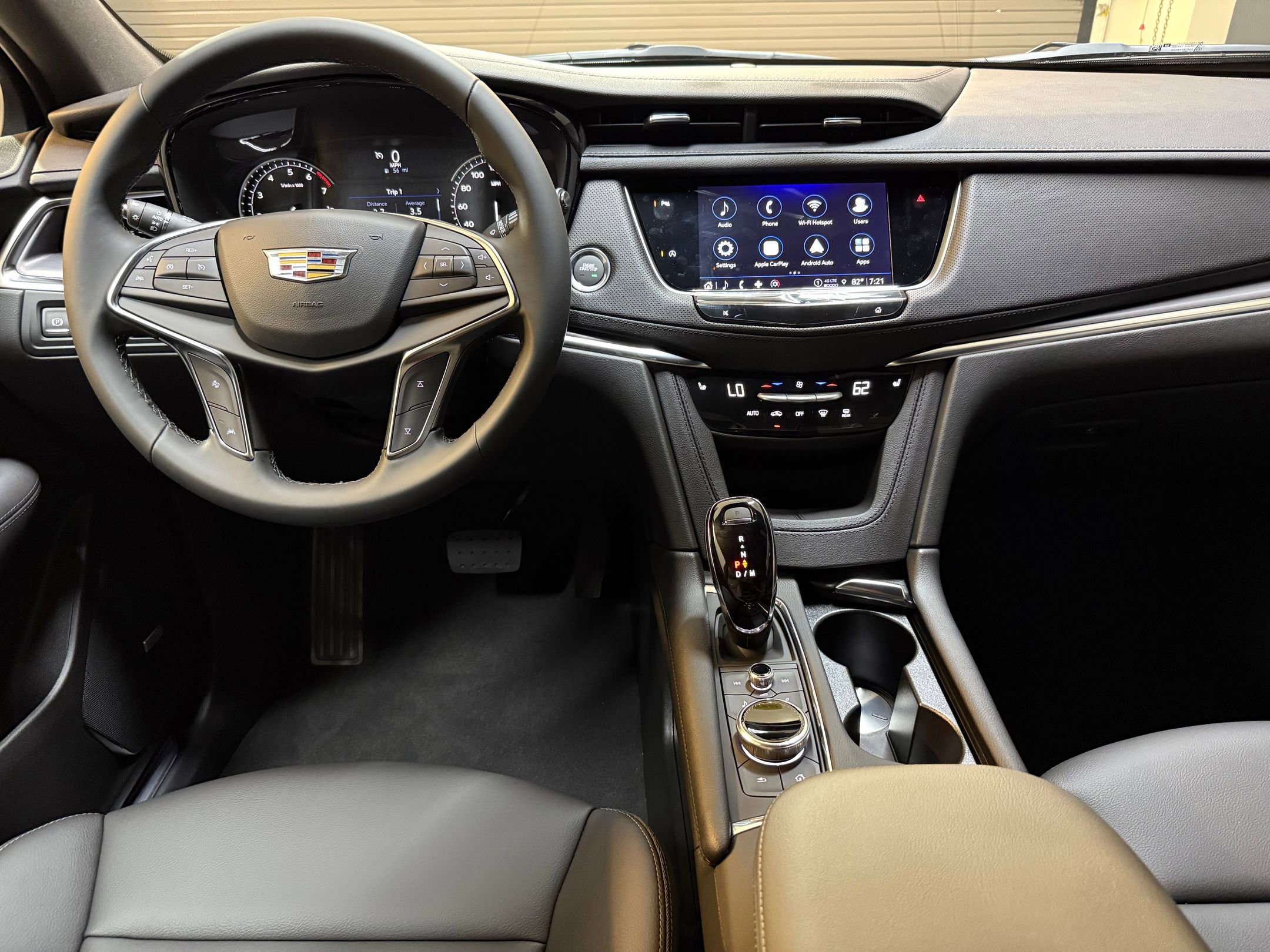 2025 Cadillac XT5 Luxury photo 42