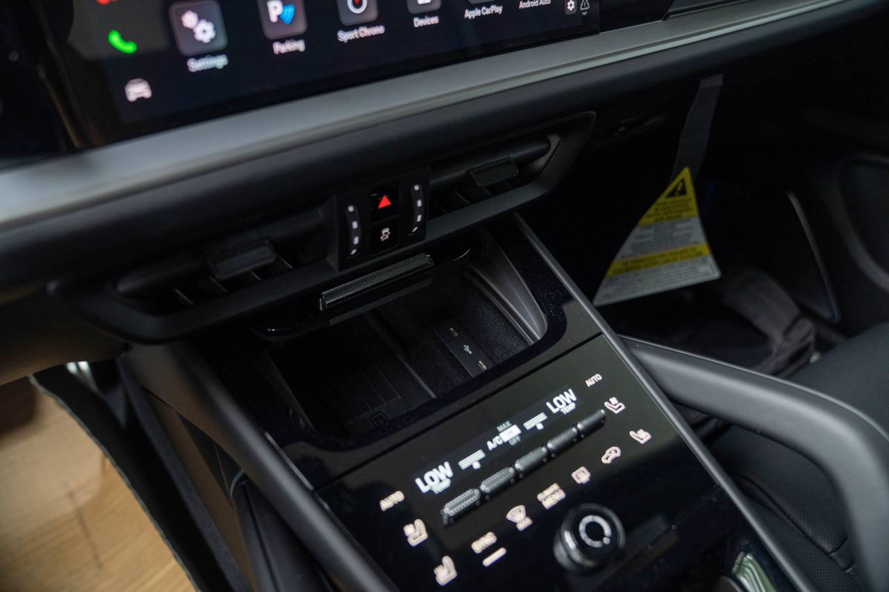 2025 Porsche Cayenne Turbo GT photo 22