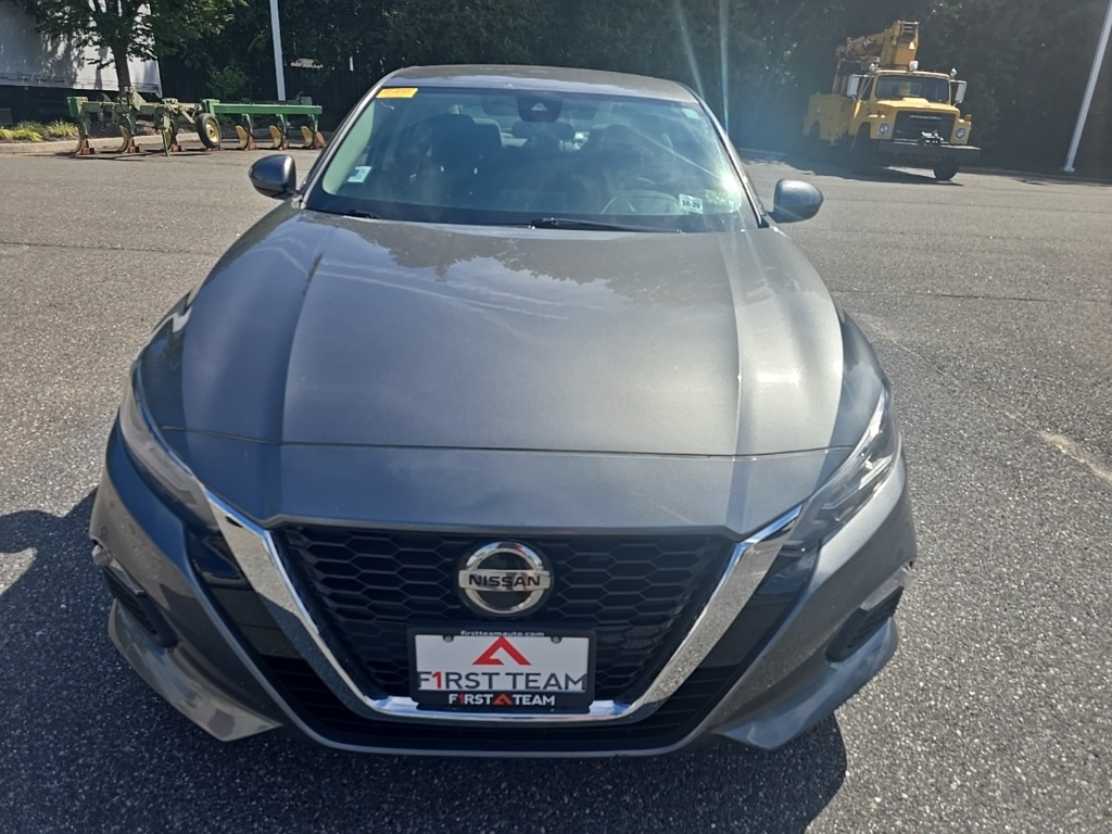 2022 Nissan Altima 2.5 SV photo 2