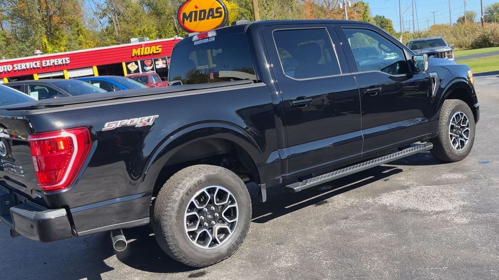 2021 Ford F-150 XLT photo 3