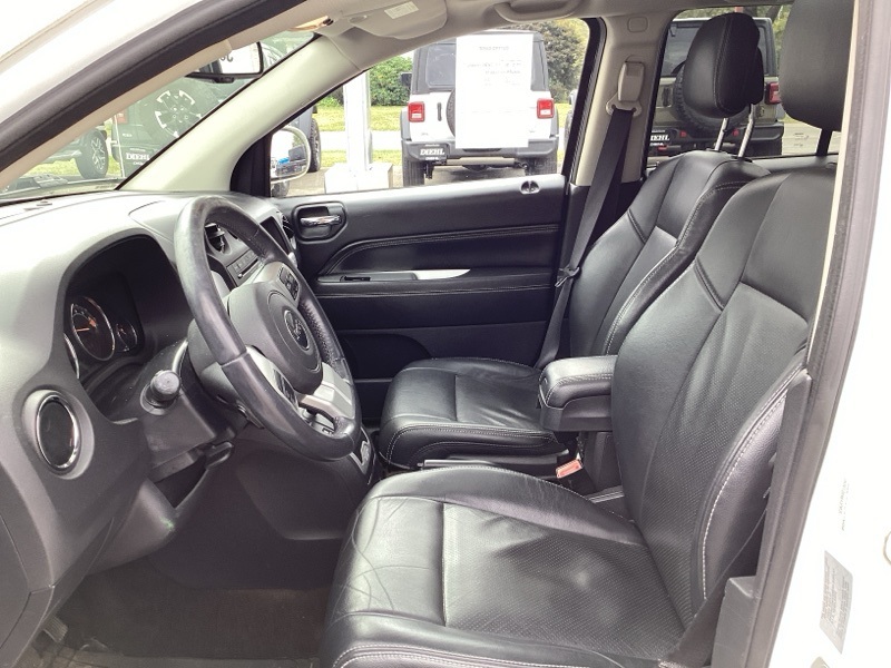 2017 Jeep Compass High Altitude photo 15