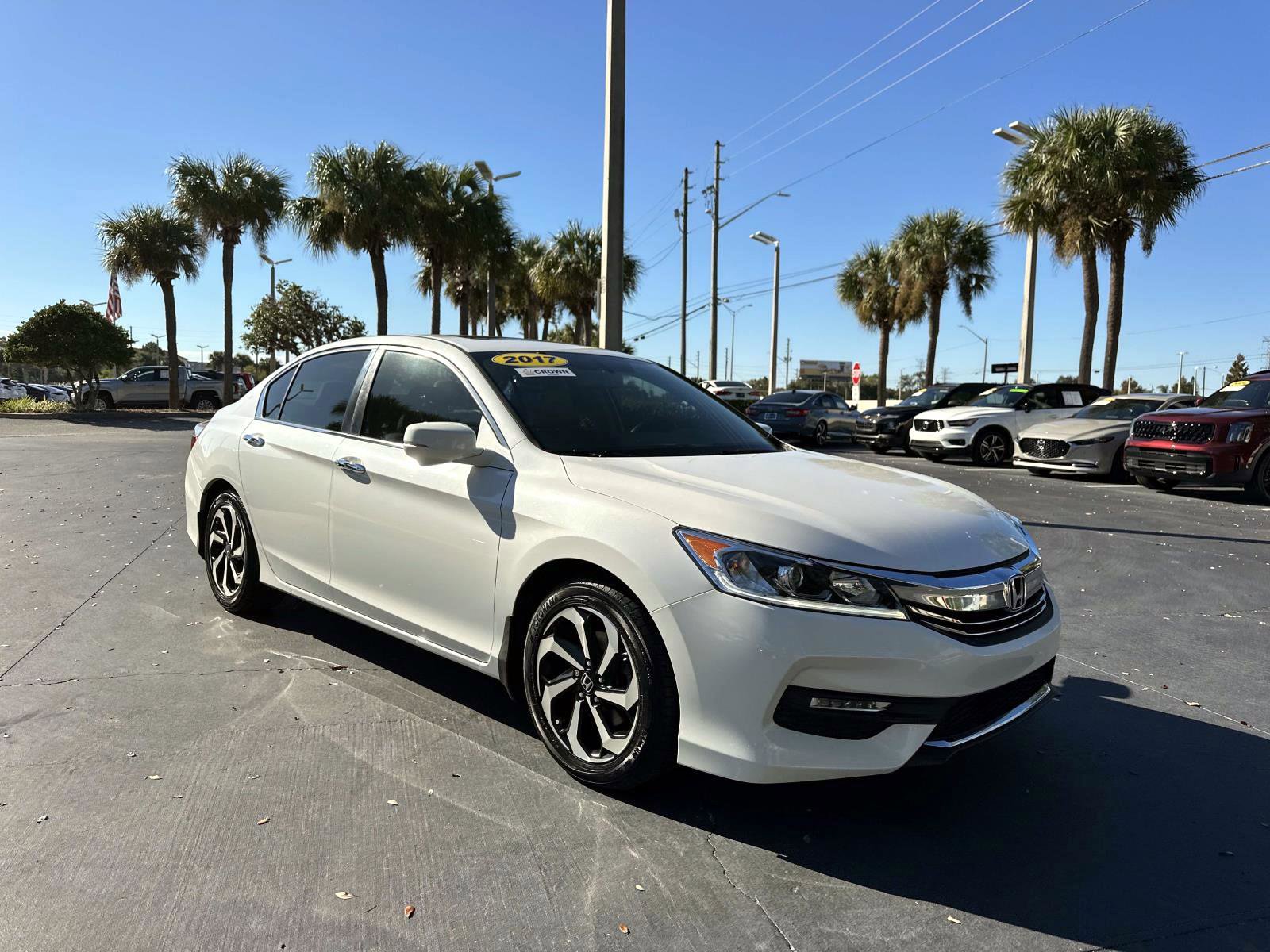 2017 Honda Accord EX-L photo 2