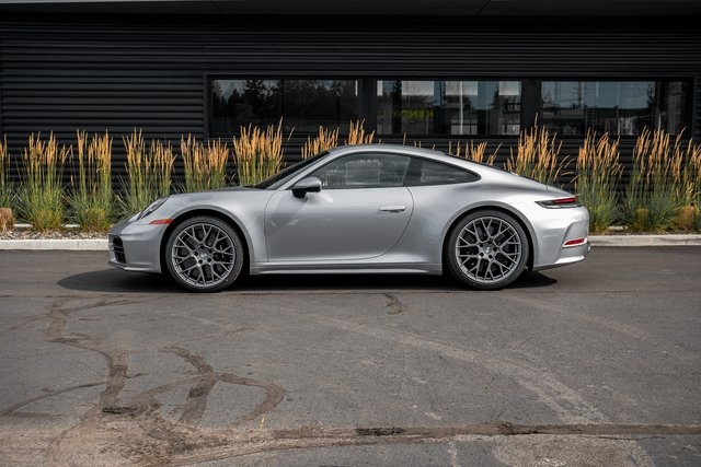 2025 Porsche 911 S photo 2