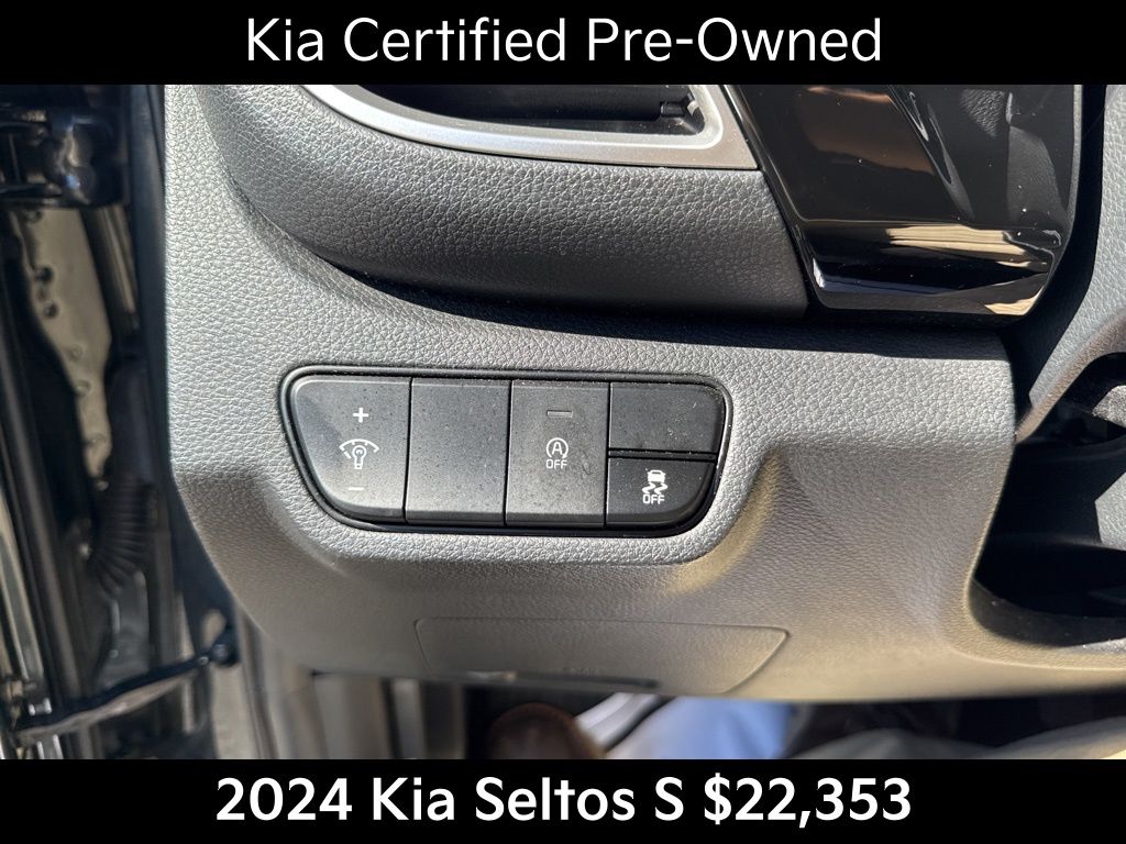 2024 Kia Seltos S photo 31