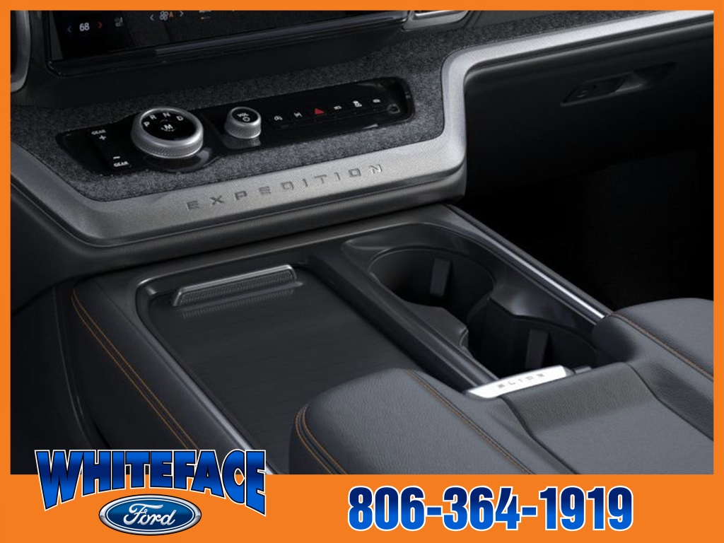 2025 Ford Expedition photo 9