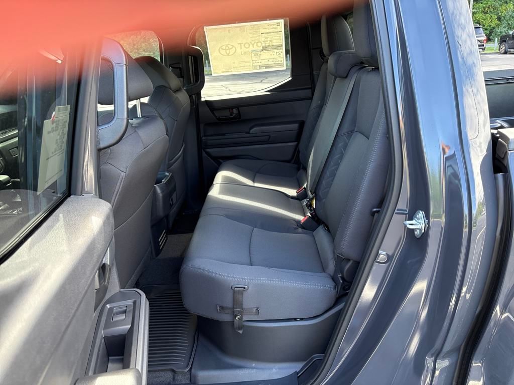 2025 Toyota Tacoma SR5 4x4 Double Cab photo 24