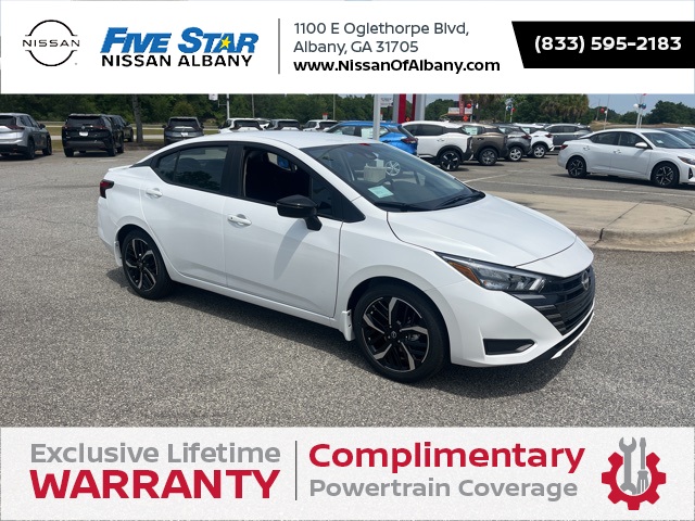 2025 Nissan Versa Sedan SR's photo