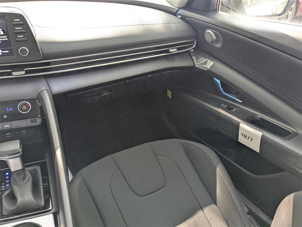 2025 Hyundai Elantra Hybrid Blue photo 2