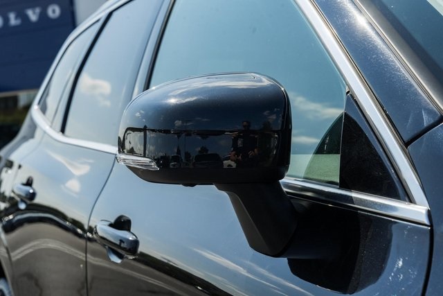 2022 Volvo XC60 Inscription photo 14