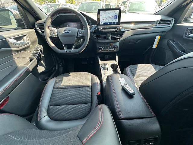 2026 Ford Escape ST-Line photo 12