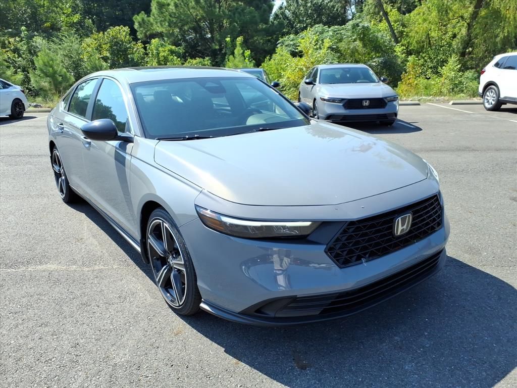 2025 Honda Accord Hybrid Sport's photo