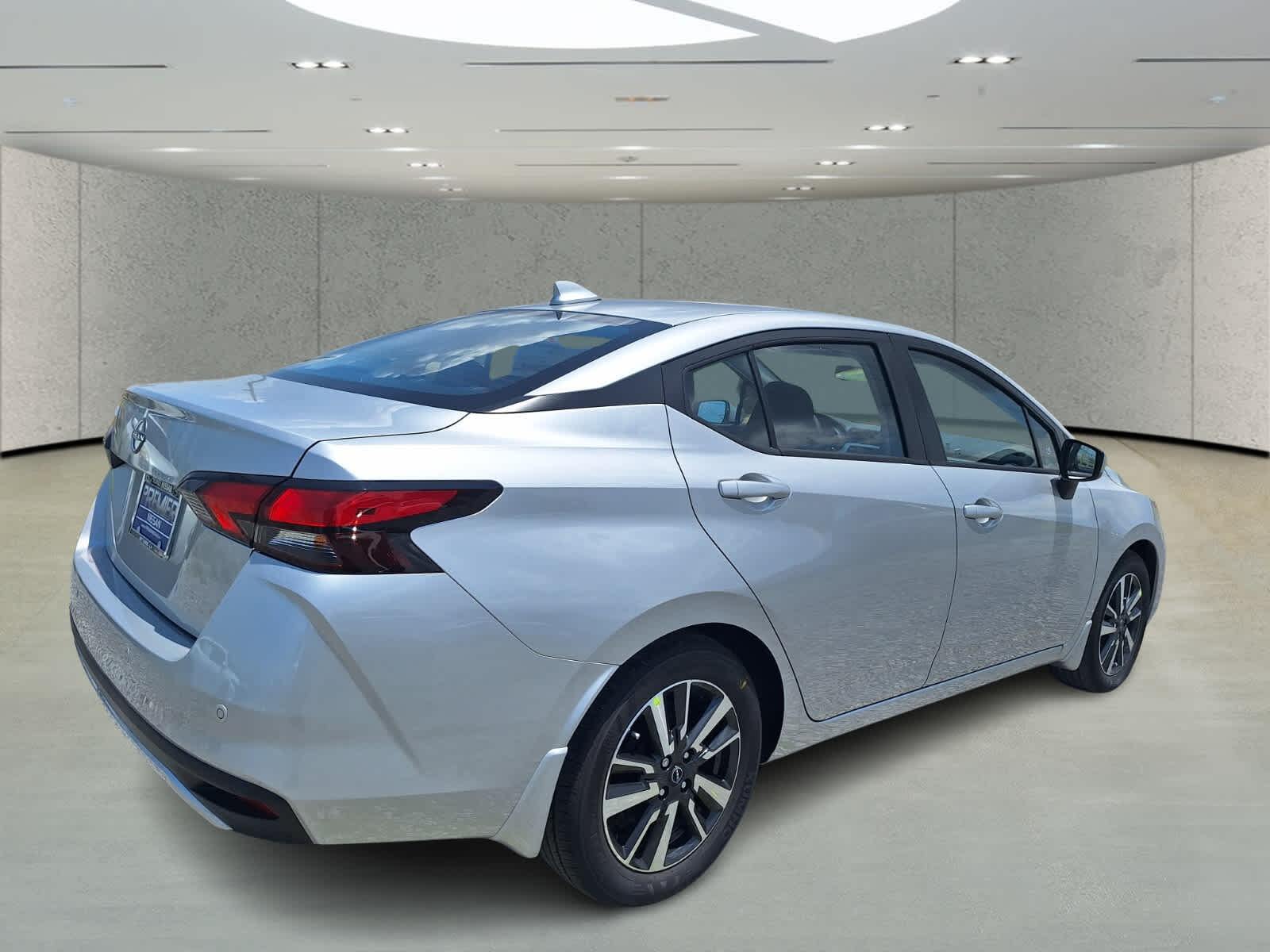 2025 Nissan Versa SV photo 5