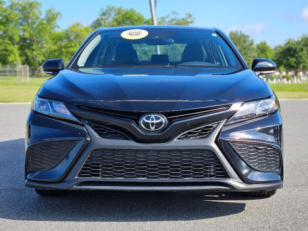 2024 Toyota Camry SE photo 2