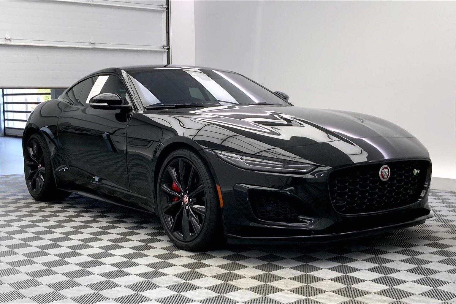 2023 Jaguar F-TYPE R photo 18