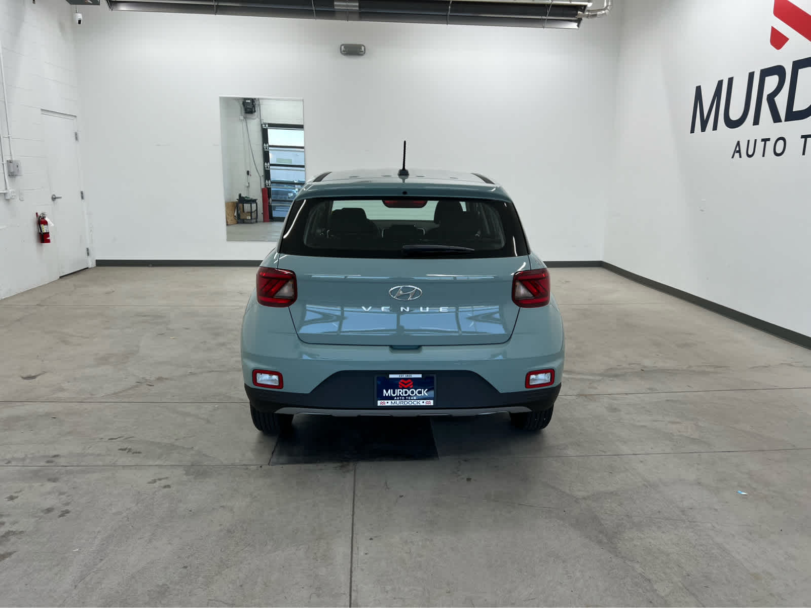 2026 Hyundai Venue SE photo 3