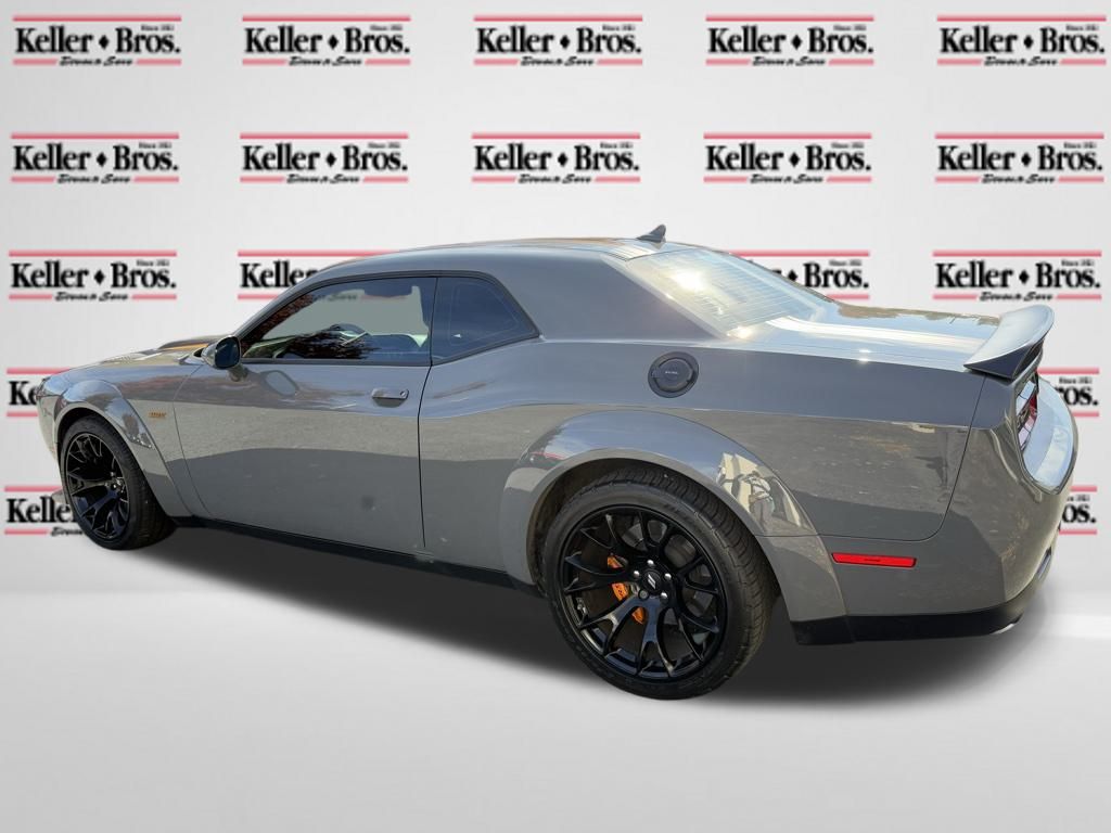 2023 Dodge Challenger R/T Scat Pack Widebody photo 3