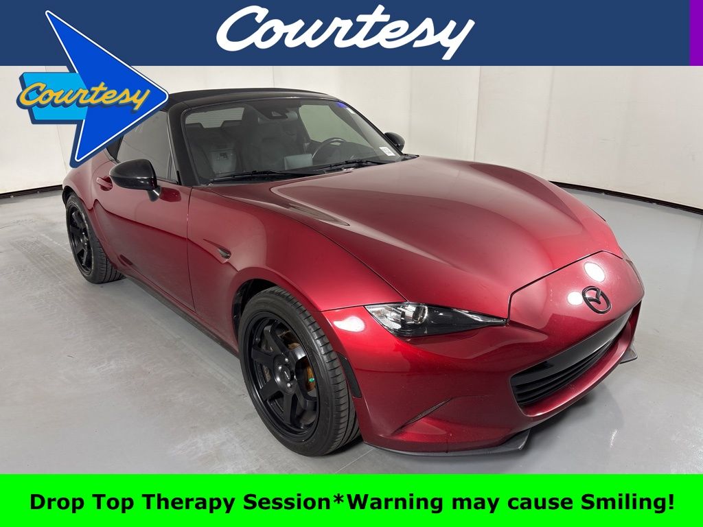 2019 Mazda MX-5 Miata Sport's photo