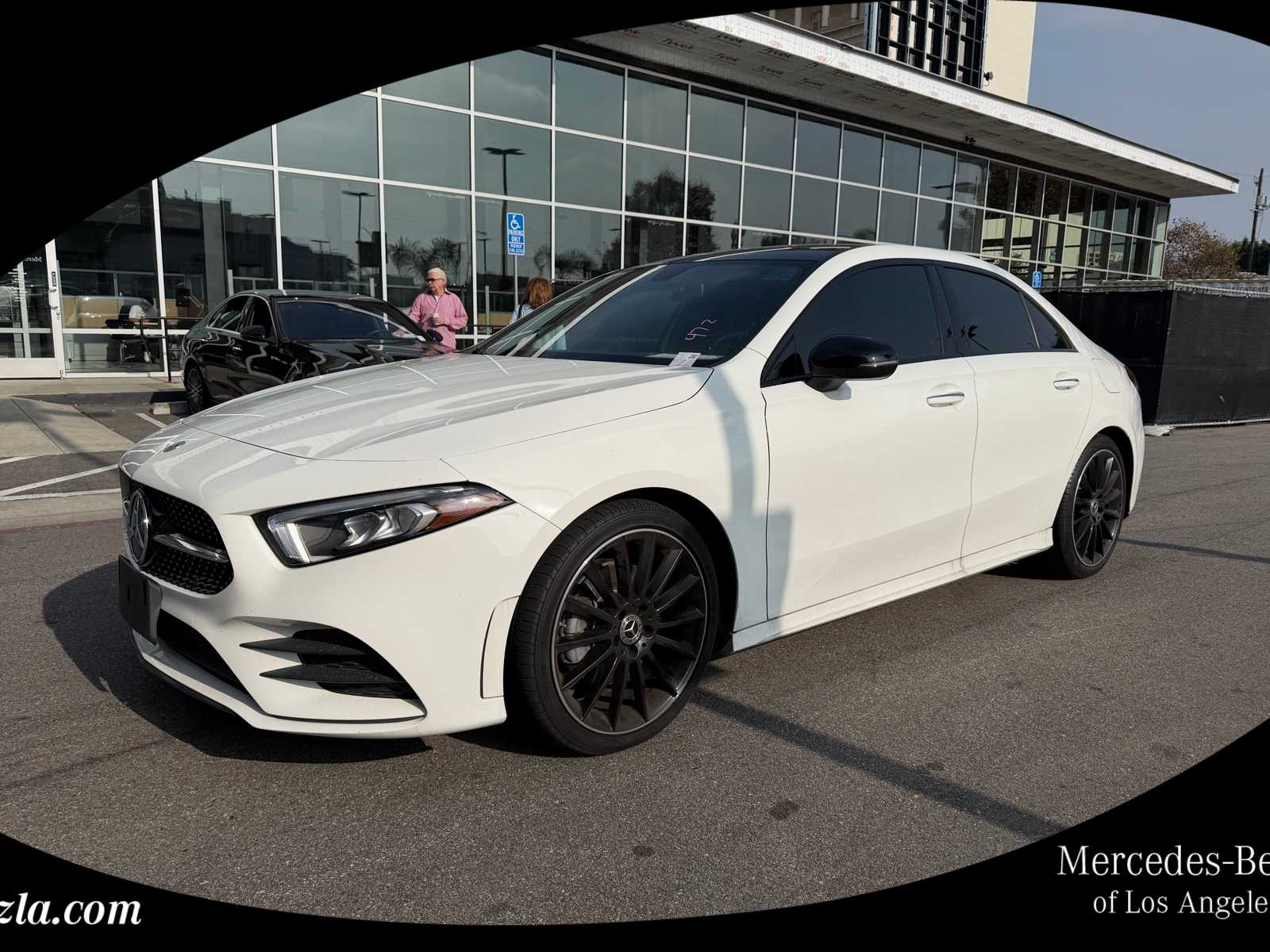 2022 Mercedes-Benz A-Class A220's photo