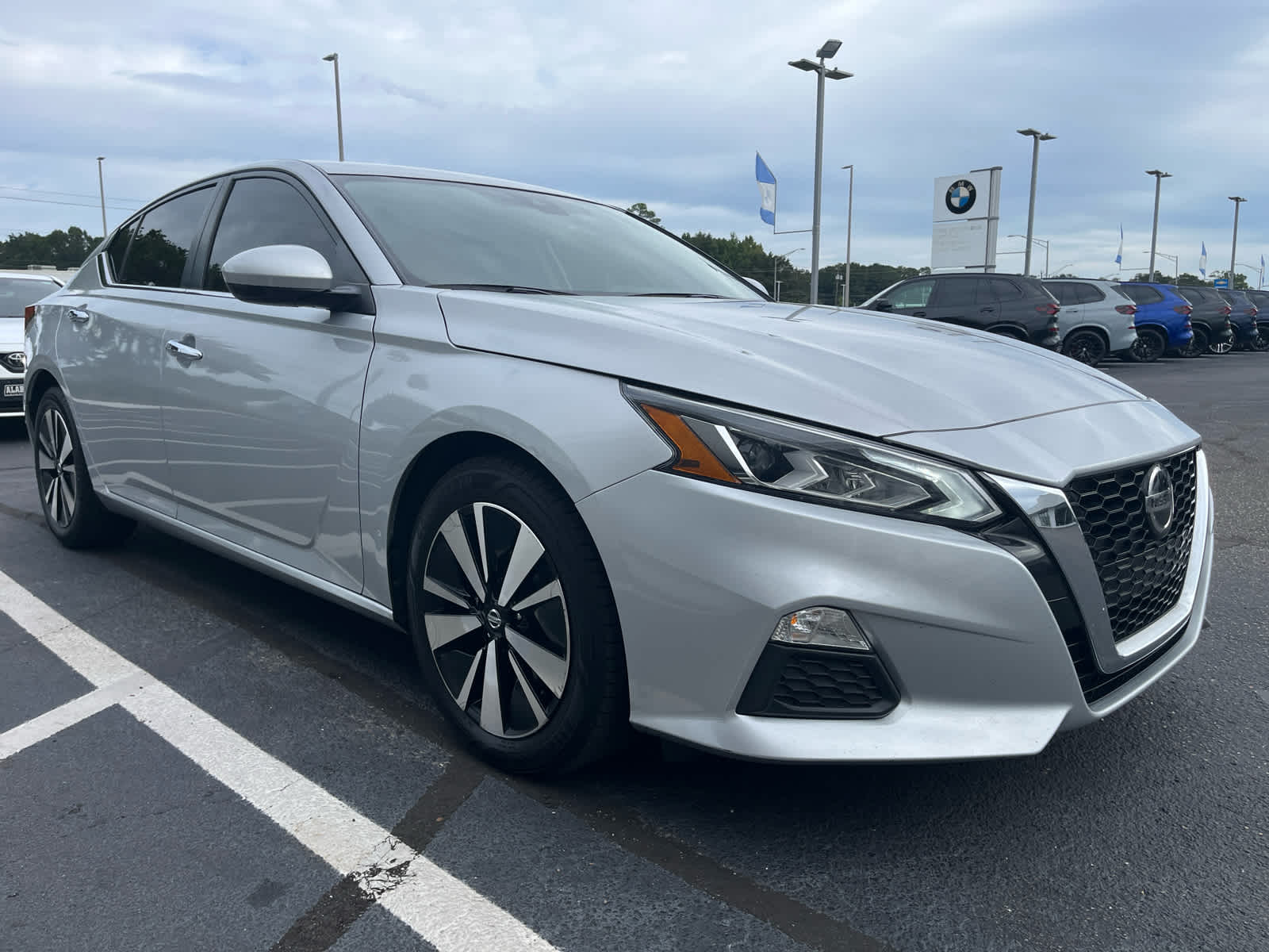 2022 Nissan Altima 2.5 SV photo 2