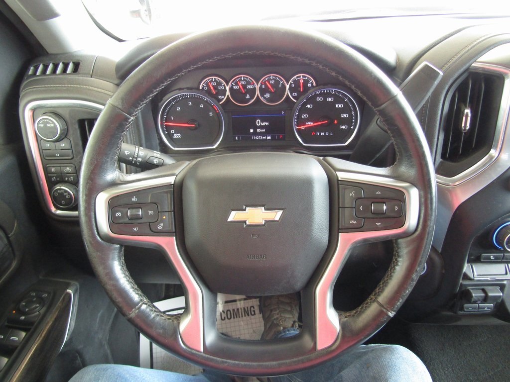 2022 Chevrolet Silverado 3500HD LT photo 21