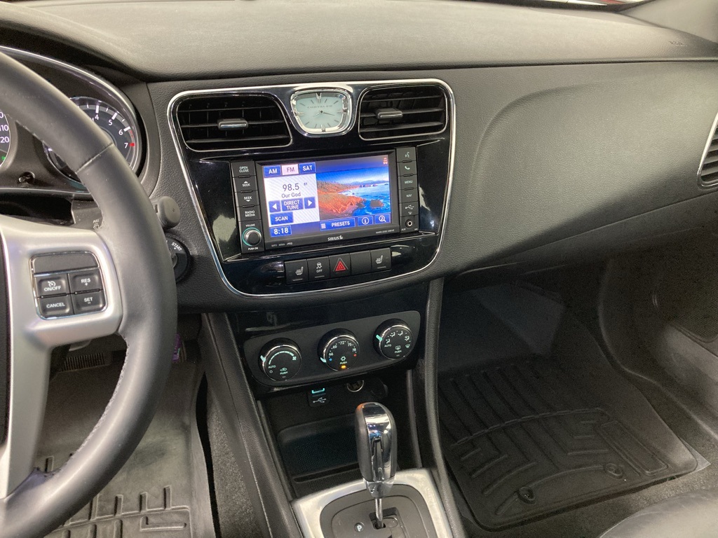 Used 2013 Chrysler 200 Limited with VIN 1C3CCBCG0DN744784 for sale in Stillwater, Minnesota