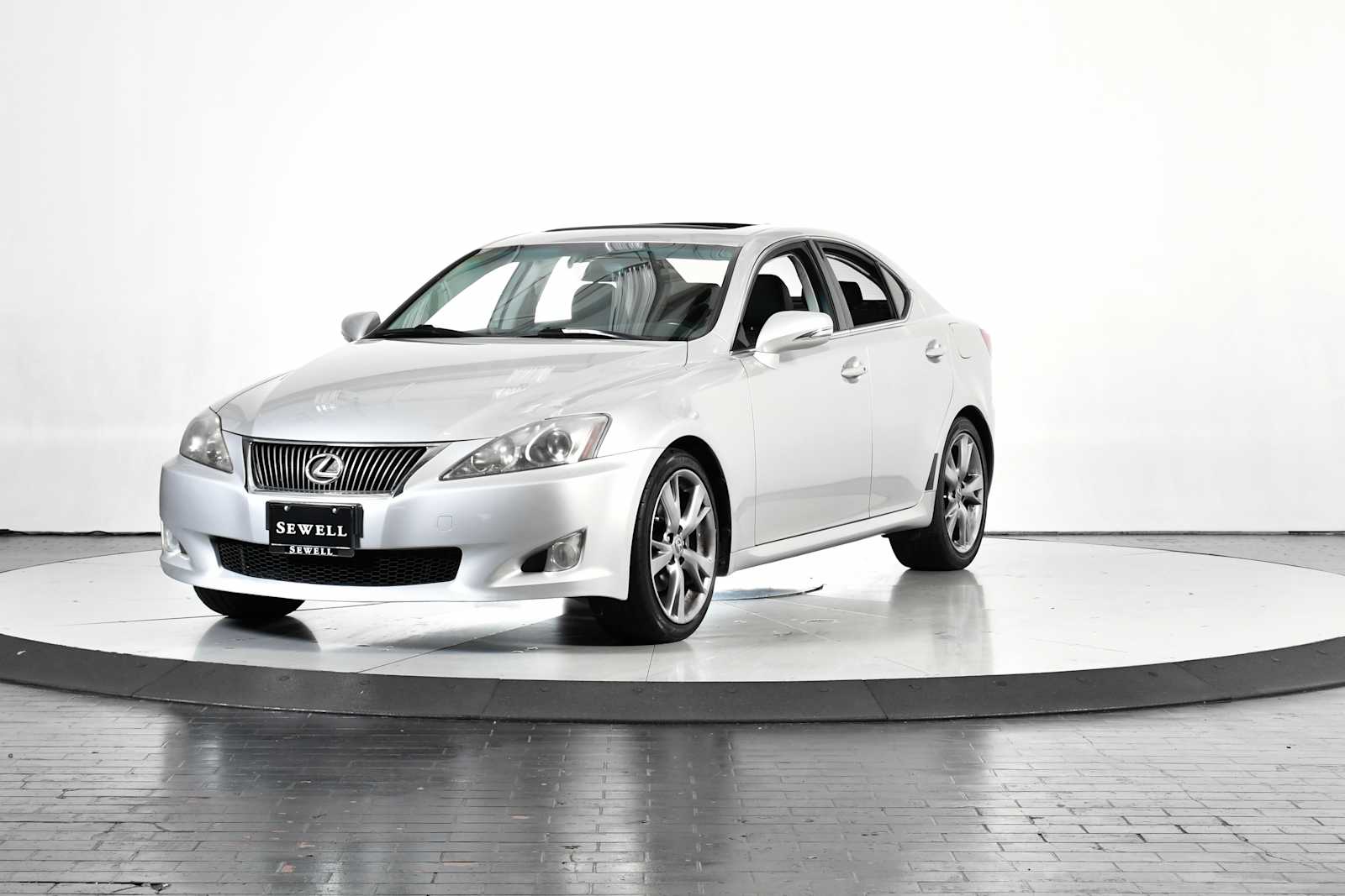 2010 Lexus IS 250's photo