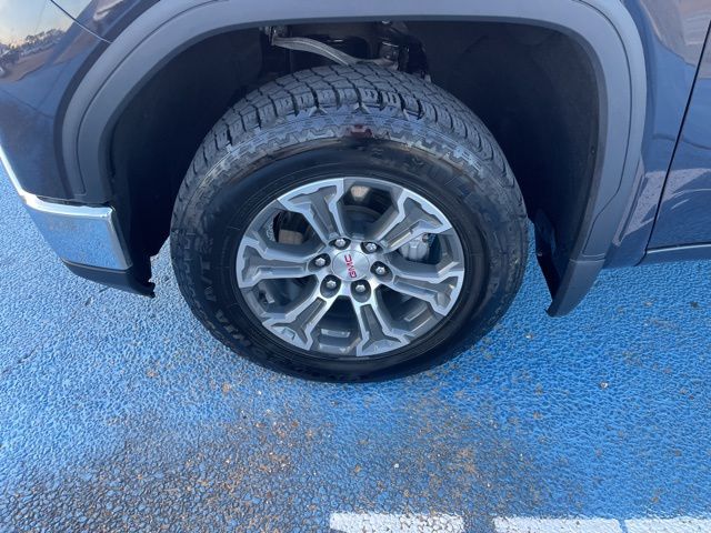 2024 Gmc Sierra 1500 SLE photo 3