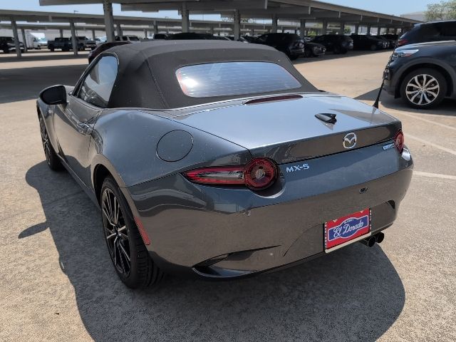 2025 Mazda MX-5 Miata Miata Grand Touring photo 2