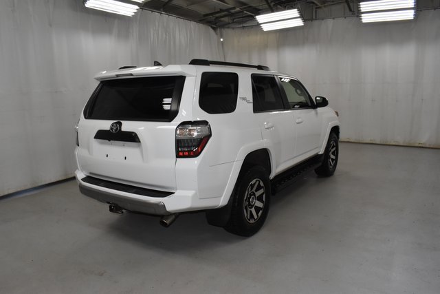 2019 Toyota 4Runner TRD photo 4