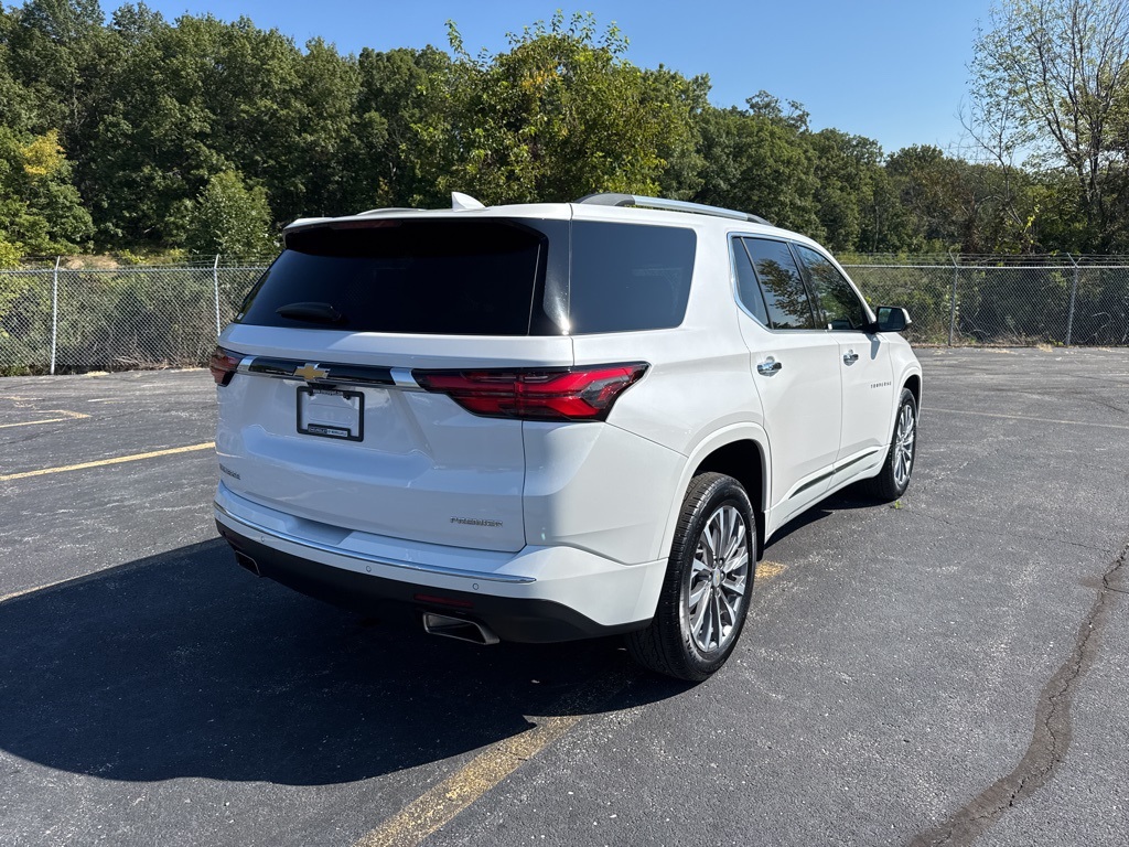 2023 Chevrolet Traverse Premier photo 6