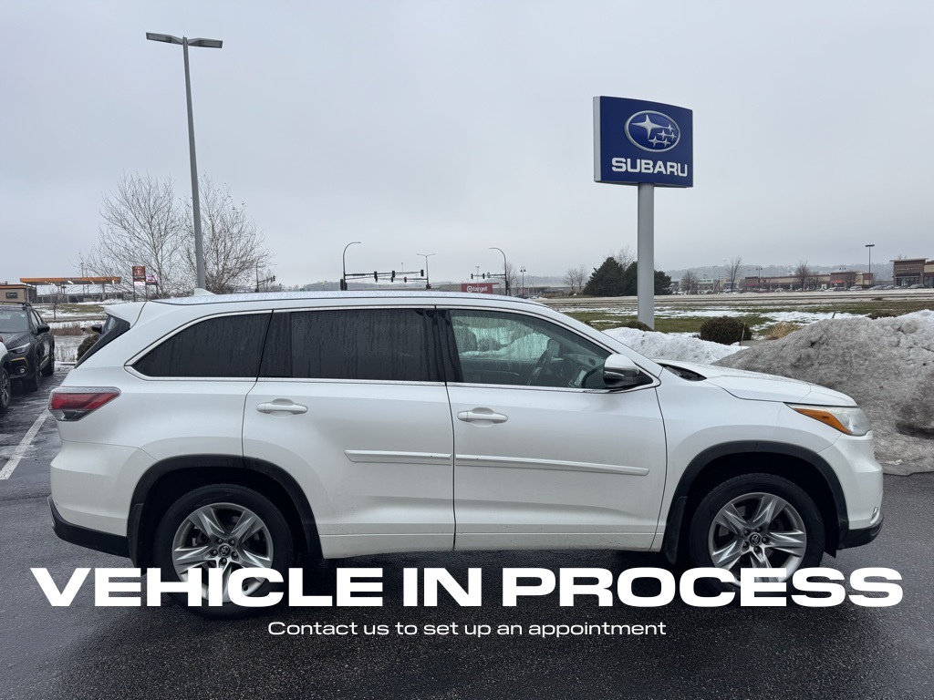 Used 2016 Toyota Highlander Limited Platinum with VIN 5TDDKRFH9GS289013 for sale in Rochester, Minnesota