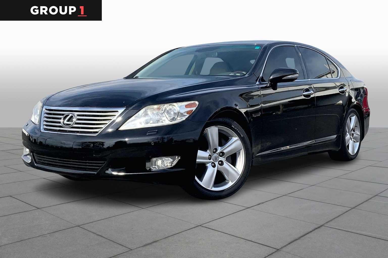 2010 Lexus LS Base's photo