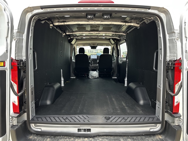 2024 Ford Transit photo 7