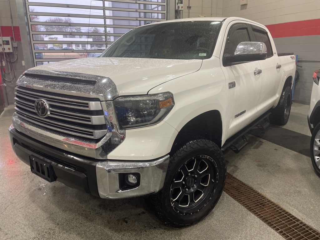 2019 Toyota Tundra Limited's photo