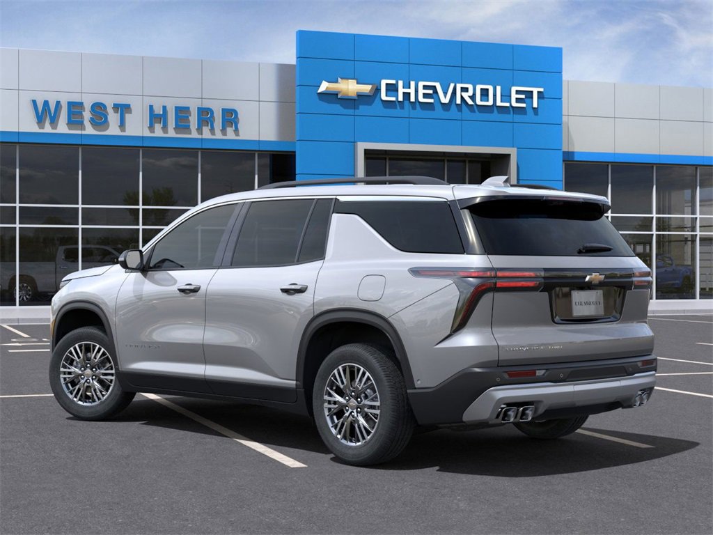 2025 Chevrolet Traverse photo 2