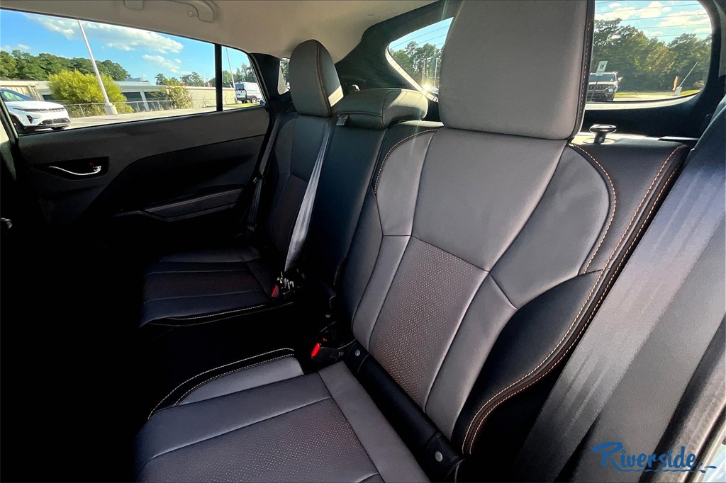 2025 Subaru Crosstrek Limited photo 10